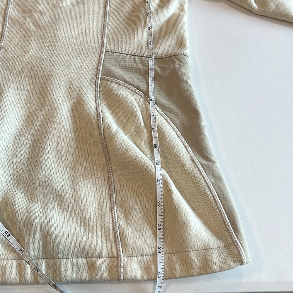 Athleta Cream Ski Jacket with Quilted Sleeves and Stand-Up Collar - small - Picture 7 of 7